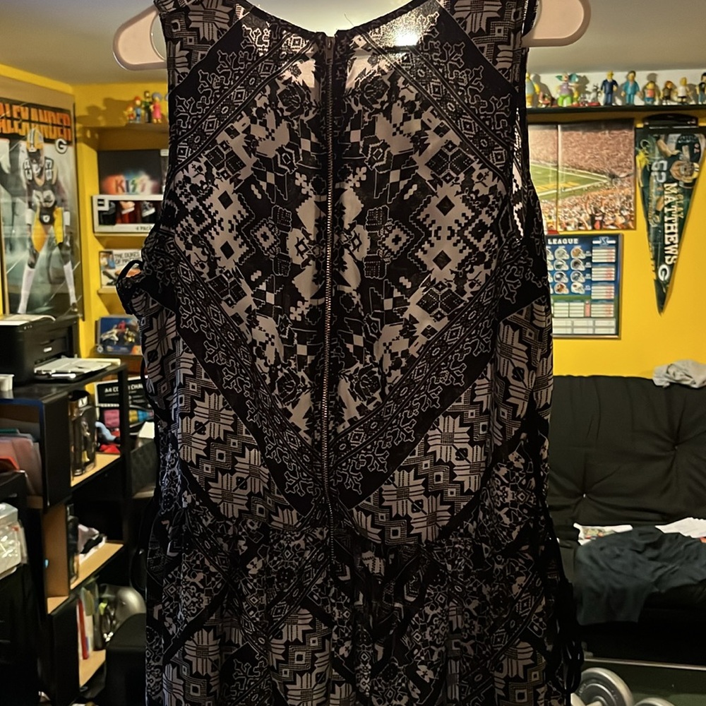 Women’s black and white dress XXL - Picture 5 of 6